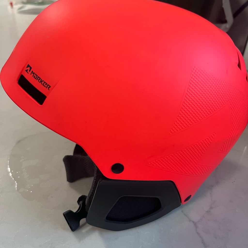 Marker Size 51-56cm Kid/Preteen Bright Red Ski Snowboard Helmet